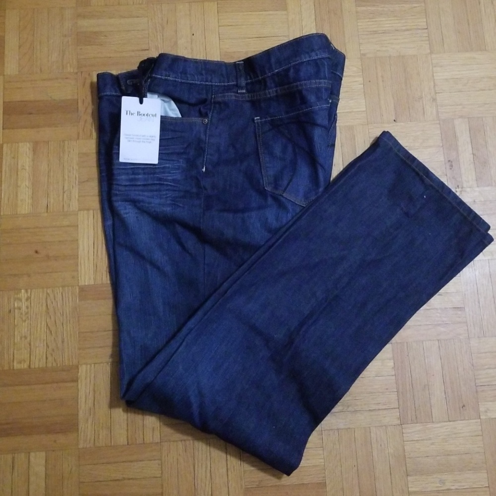 New York & Company low rise bootcut jeans